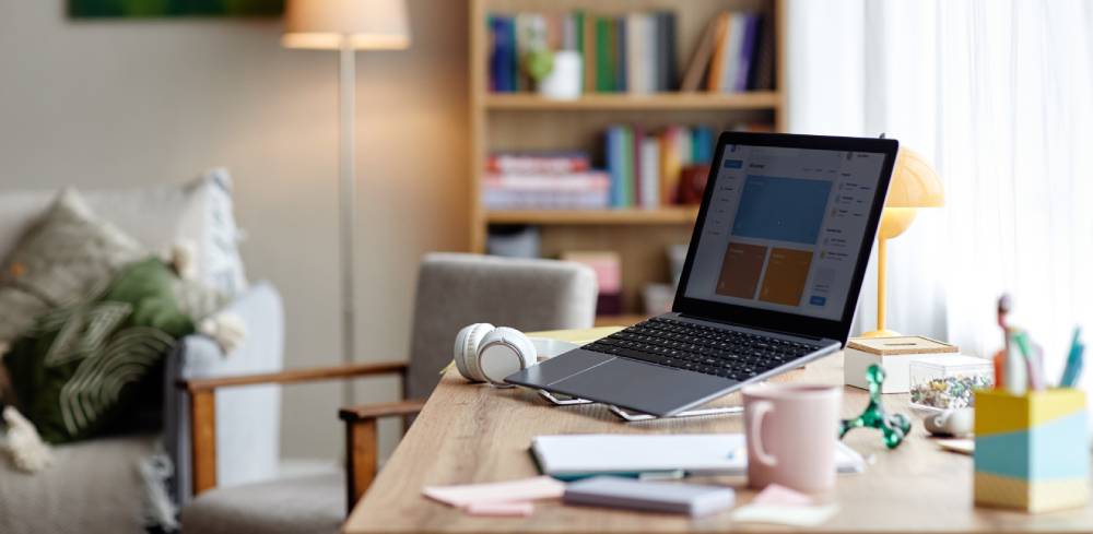 Home Security Tips For Hybrid & Remote Workers Home Security Tips For Hybrid & Remote Workers